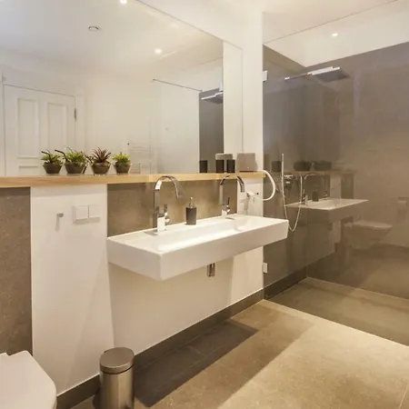First Sellin Apartamento *
