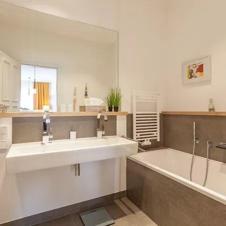 First Sellin Apartamento *