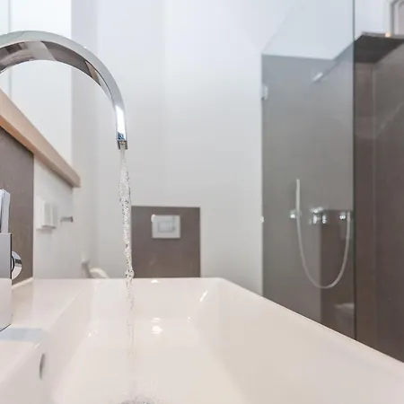 First Sellin Apartamento *